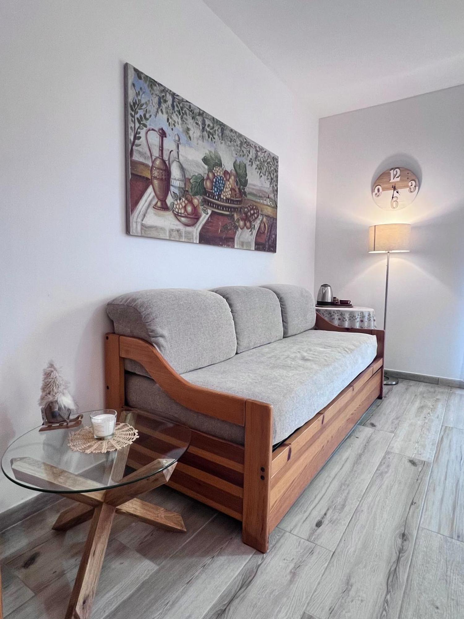 Apartment Gloria *